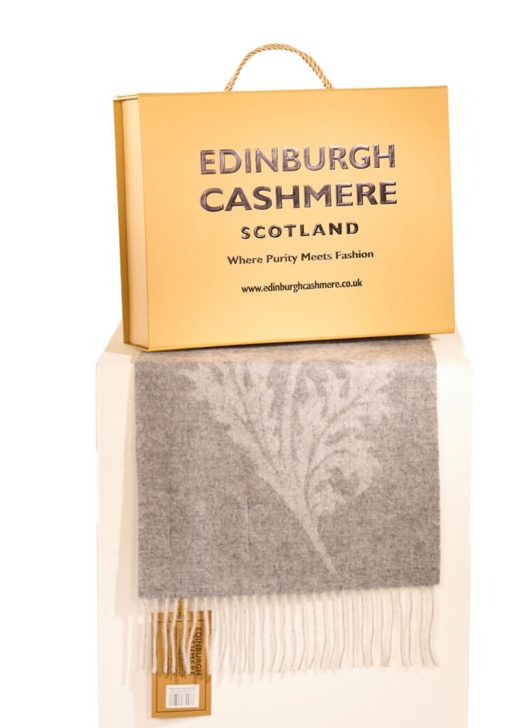 Edinburgh Cashmere cashmere scarf signature gift box