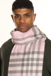 Soft cashmere scarves made in Scotland